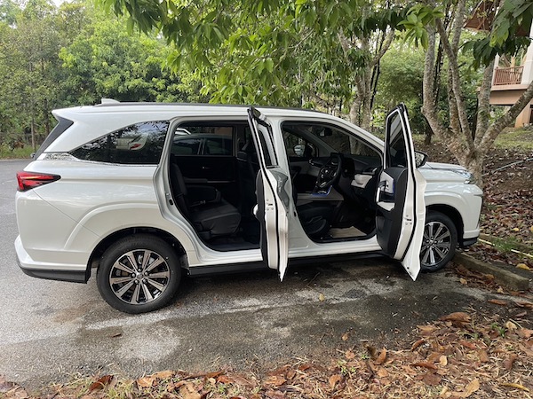 Phuket Car for Rent: Toyota Veloz 2023