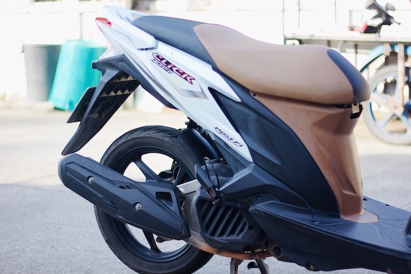 Phuket Motorcycle for Rent: Honda Click 125i