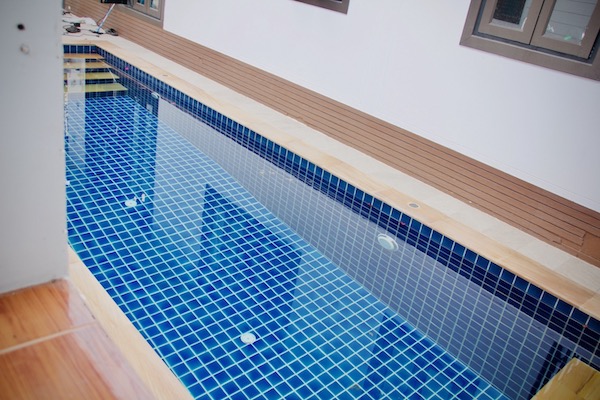 Phuket swimming pool maintenance services